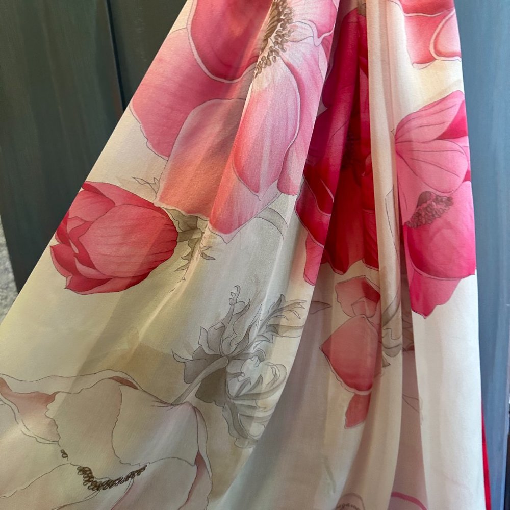 Gorgeous NEW w/o tags Salvatore Ferragamo Oblong Silk Scarf--SOLD